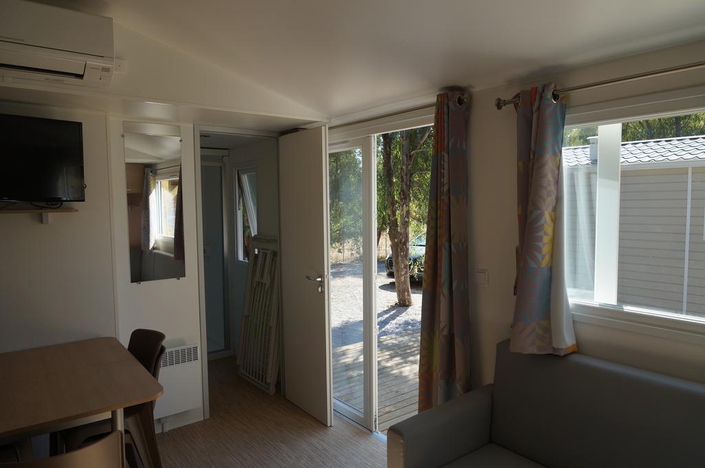 Camping Les Castors 卡尔维 外观 照片